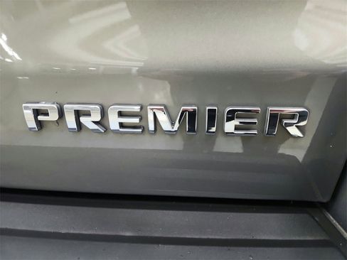 Used 2019 Chevrolet Suburban Premier w/ Max Trailering Package image 33