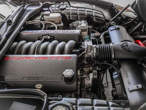 Used 1998 Chevrolet Corvette Convertible w/ Memory Pkg RWD image 24