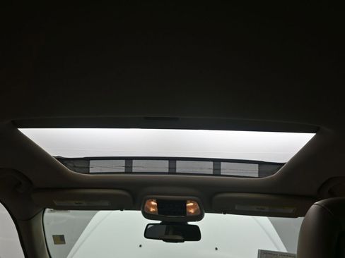 Used 2014 Jeep Grand Cherokee Limited image 15