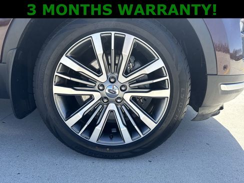 Used 2018 Ford Explorer Platinum image 10