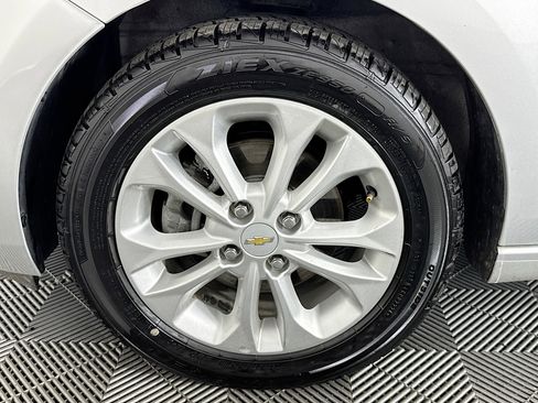 Used 2020 Chevrolet Spark LT image 36