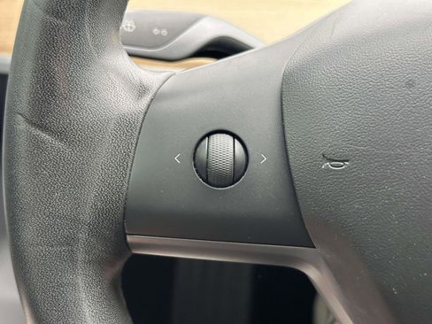Used 2019 Tesla Model 3 Long Range AWD/4WD image 23