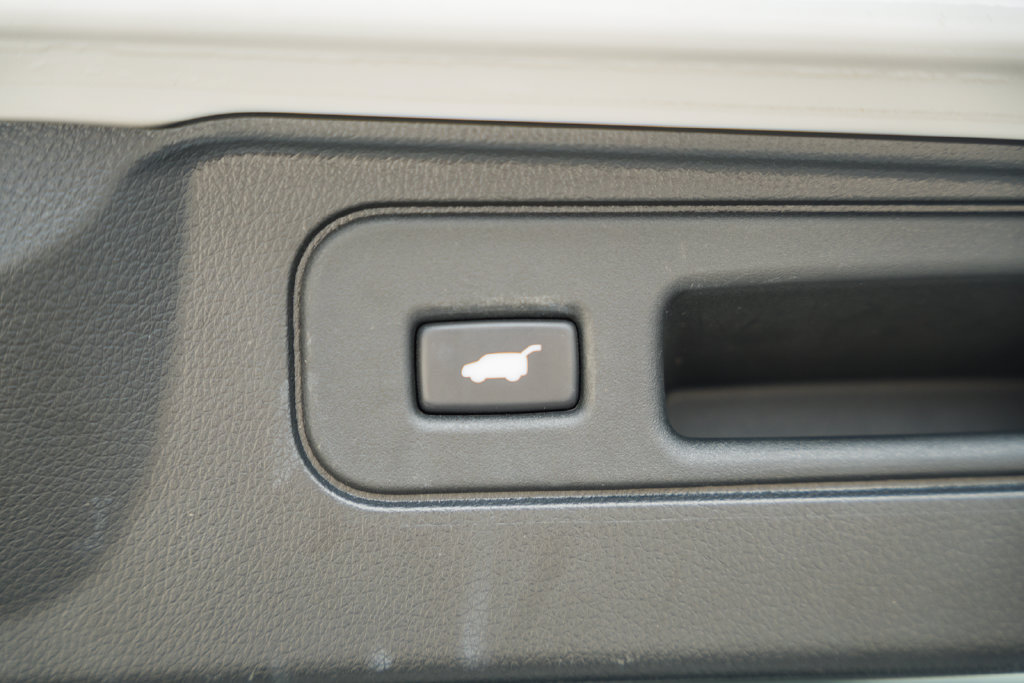 Used 2023 Honda Passport EX-L image 11