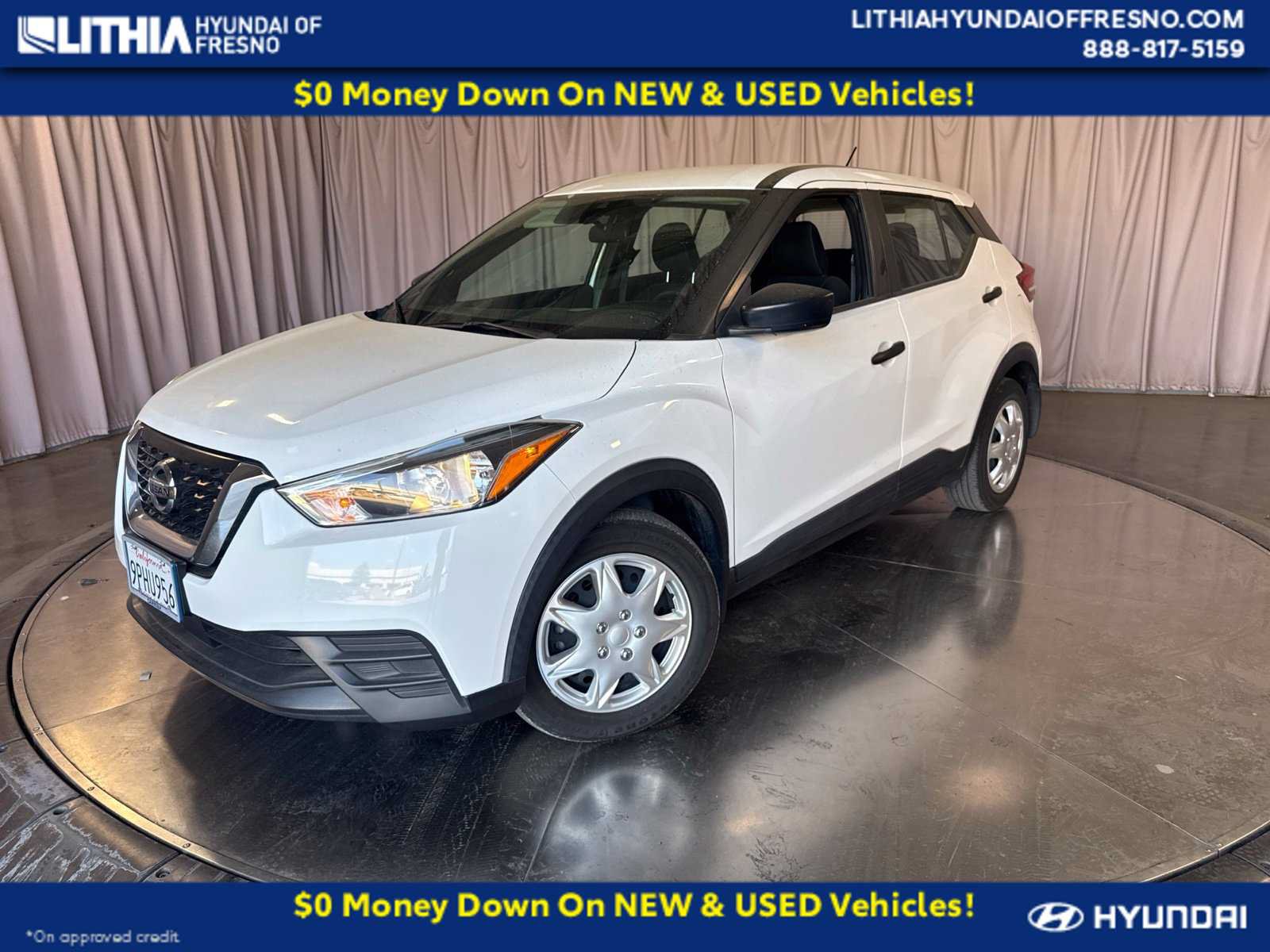 Used 2020 Nissan Kicks S FWD image 1