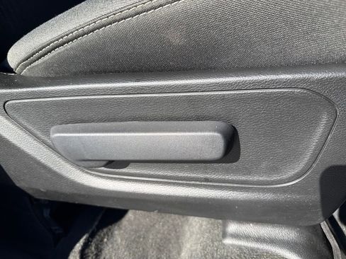 Used 2023 RAM 1500 Lone Star image 19