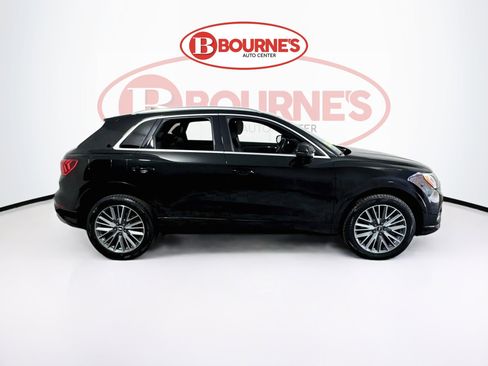 Used 2022 Audi Q3 2.0T Premium w/ Convenience Package AWD/4WD image 11