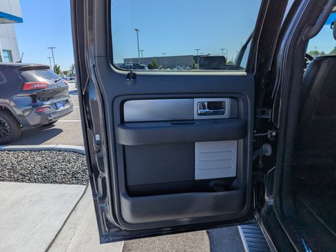 Used 2014 Ford F150 FX4 w/ Equipment Group 402A Luxury AWD/4WD image 27