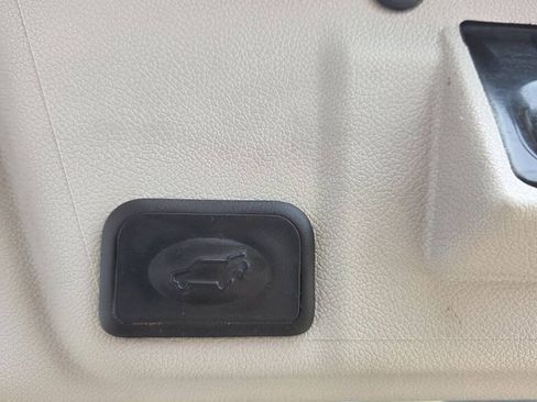 Used 2013 Buick Enclave Premium AWD/4WD image 7