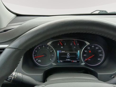 Used 2019 GMC Acadia SLT FWD image 3