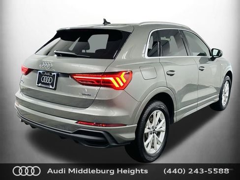 Certified 2025 Audi Q3 2.0T Premium w/ Convenience Package image 7