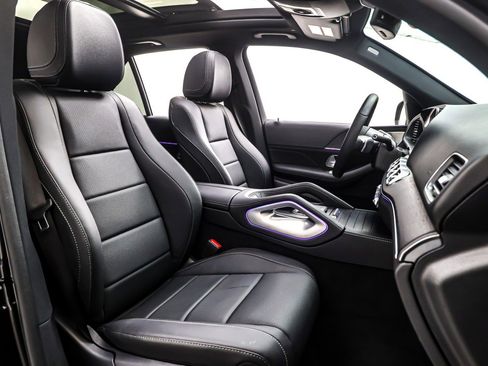 Certified 2025 Mercedes-Benz GLE 450 4MATIC image 9