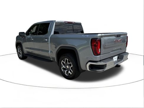 Used 2024 GMC Sierra 1500 SLT w/ SLT Convenience Package AWD/4WD image 8