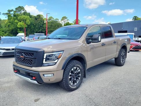 Certified 2021 Nissan Titan PRO-4X w/ Pro-4x Convenience Package AWD/4WD image 5