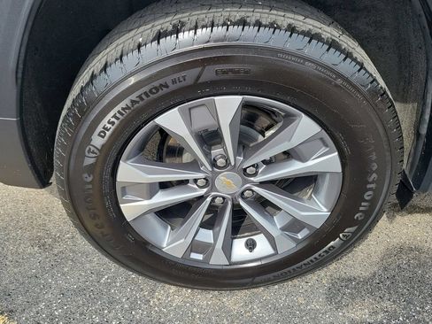 Certified 2025 Chevrolet Equinox LT FWD image 6