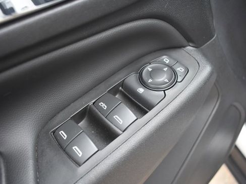 Used 2020 Chevrolet Equinox LT image 13