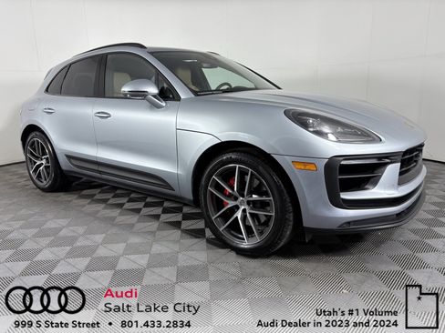 Used 2025 Porsche Macan S image 1