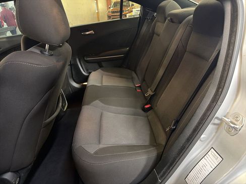 Used 2022 Dodge Charger SXT RWD image 15