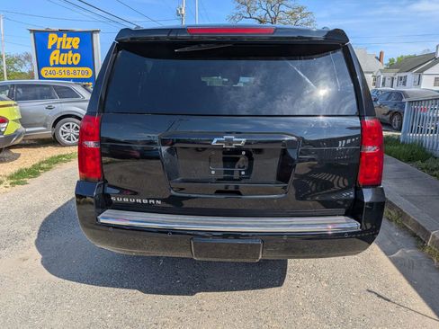Used 2016 Chevrolet Suburban LTZ image 2