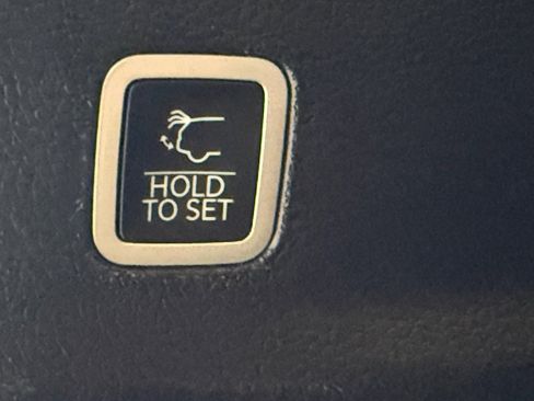 Used 2024 Jeep Wagoneer L Series II w/ Flexible Seating Group image 50