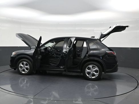Used 2025 Honda HR-V LX image 29