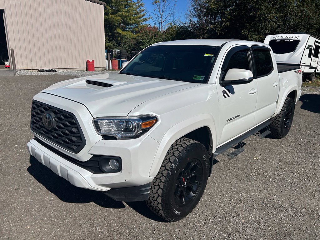 Used 2021 Toyota Tacoma TRD Sport AWD/4WD image 2