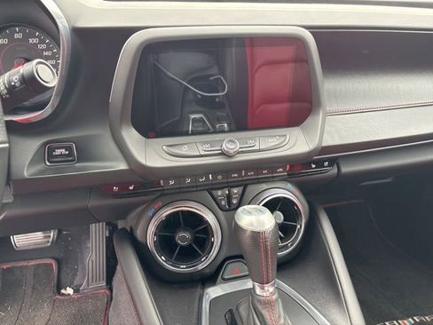 Used 2017 Chevrolet Camaro SS image 25