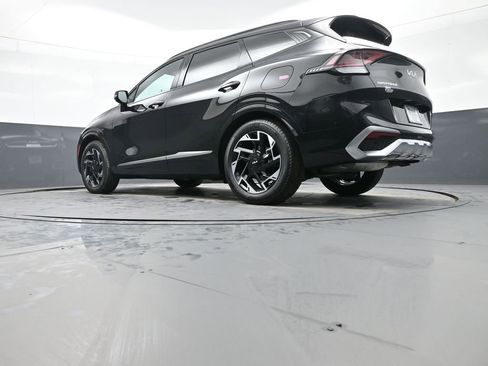 Certified 2025 Kia Sportage SX image 32