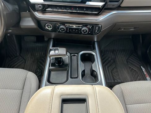 Used 2022 Chevrolet Silverado 1500 LT Trail Boss image 51