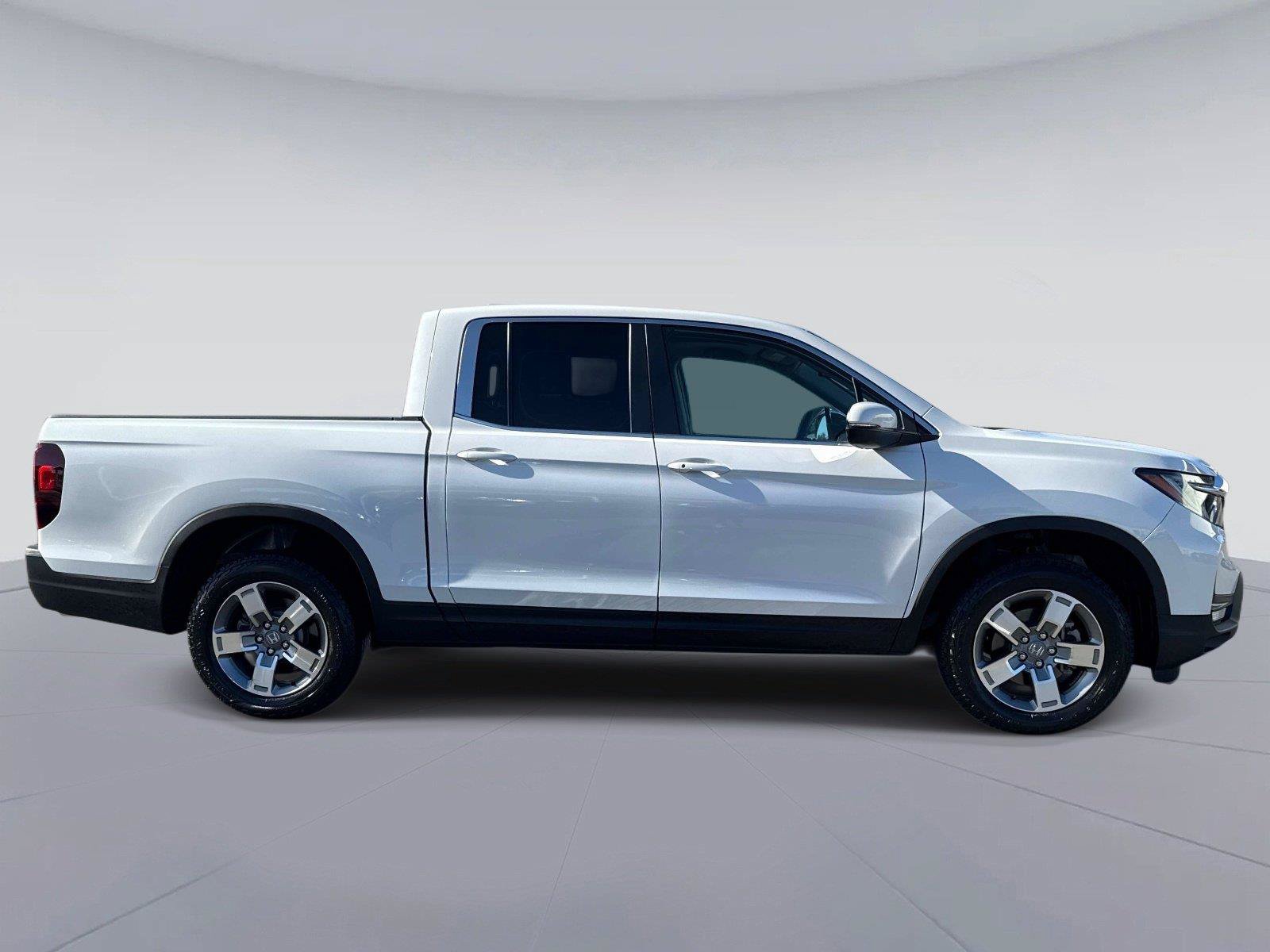 Certified 2026 Honda Ridgeline RTL image 2