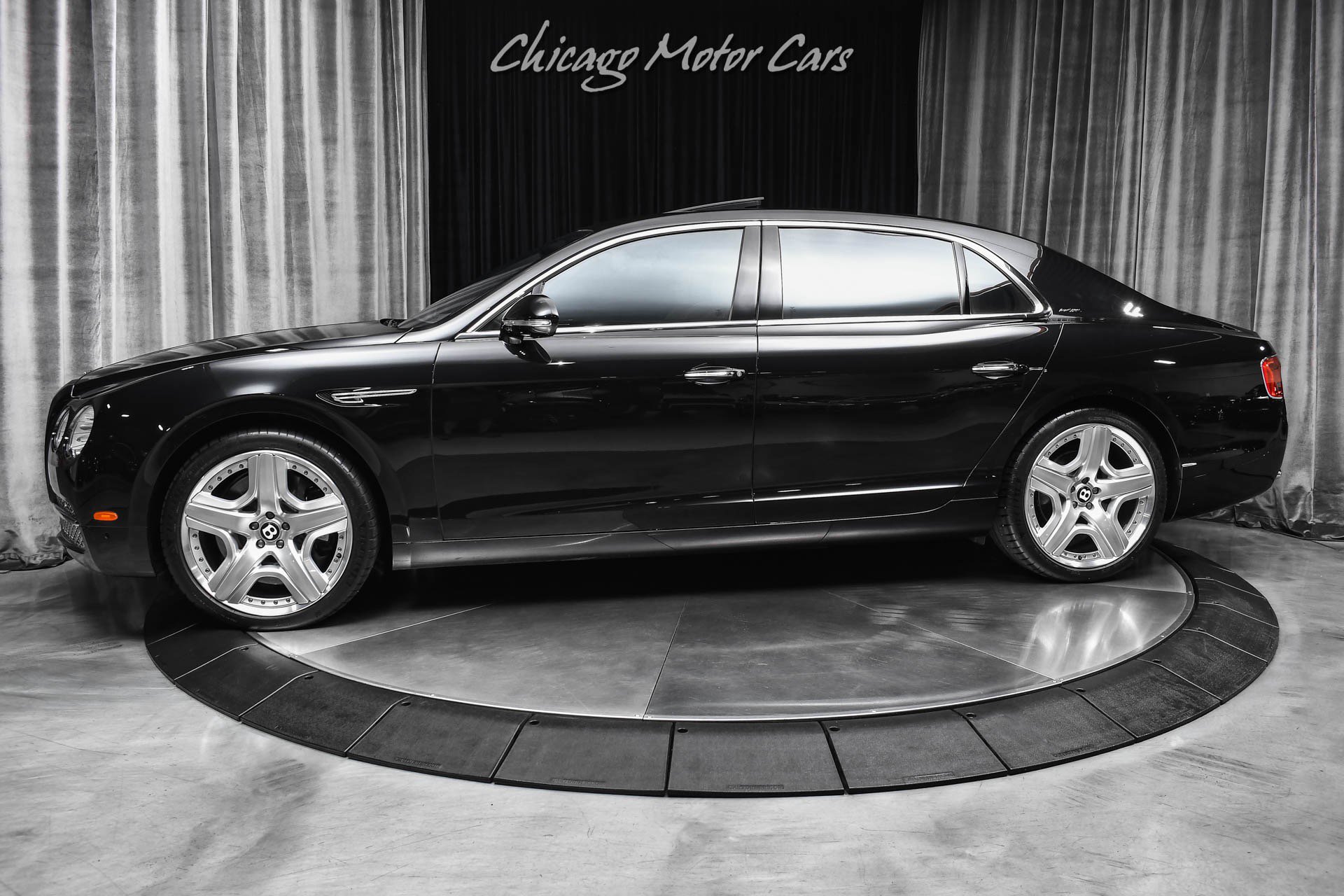 Used 2014 Bentley Flying Spur W12 AWD/4WD image 1