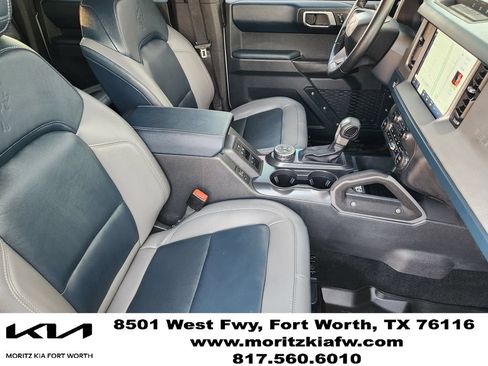 Used 2024 Ford Bronco Outer Banks AWD/4WD image 14