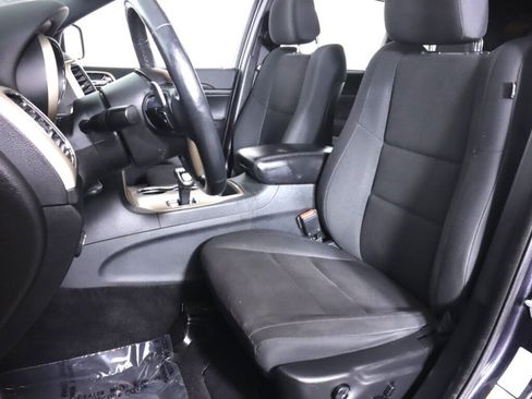 Used 2015 Jeep Grand Cherokee Laredo w/ Quick Order Package 23E AWD/4WD image 27