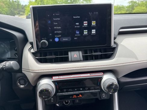 Used 2025 Toyota RAV4 XLE w/ Convenience Package image 12