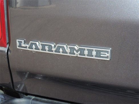 Used 2022 RAM 1500 Laramie w/ Sport Appearance Package image 13