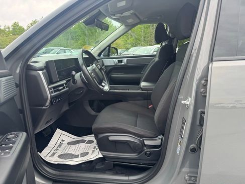 Certified 2025 Hyundai Santa Fe SE AWD/4WD image 17
