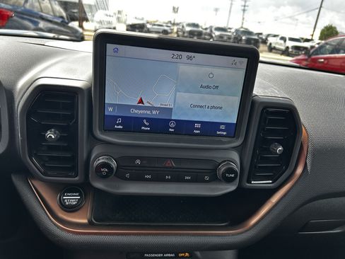 Used 2024 Ford Bronco Sport Outer Banks w/ Tech Package AWD/4WD image 16