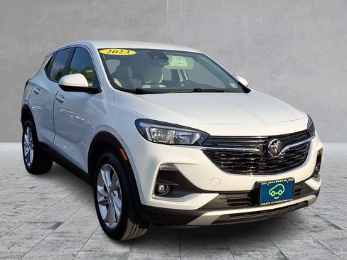 Certified 2023 Buick Encore GX Preferred FWD image 3