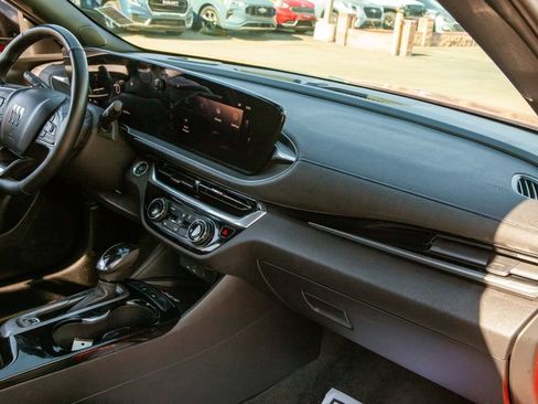 Used 2024 Buick Envista Sport Touring w/ Experience Buick Package FWD image 10