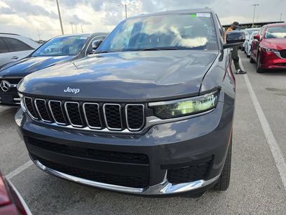 Used 2024 Jeep Grand Cherokee L Laredo