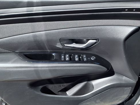 Certified 2023 Hyundai Tucson Limited FWD image 9