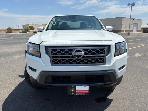 Certified 2024 Nissan Frontier SV AWD/4WD image 9