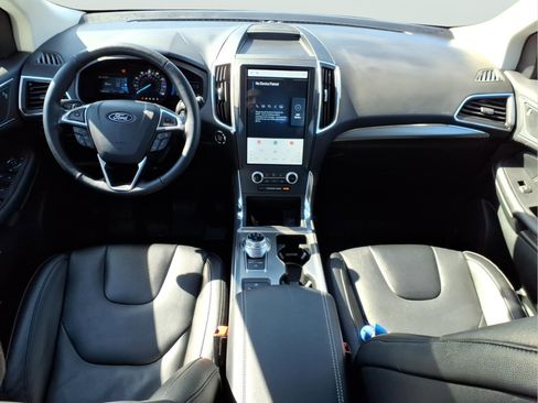 Used 2022 Ford Edge Titanium w/ Class II Trailer Tow Package image 12