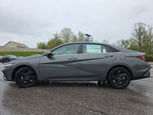 New 2026 Hyundai Elantra SEL Sport Premium FWD image 12