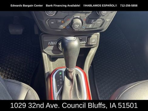 Used 2021 Jeep Renegade Trailhawk w/ Sun & Sound Group image 23