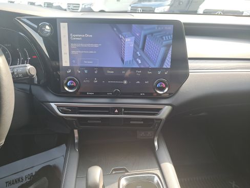 Used 2023 Lexus RX 350 w/ Cold Area Package AWD/4WD image 20