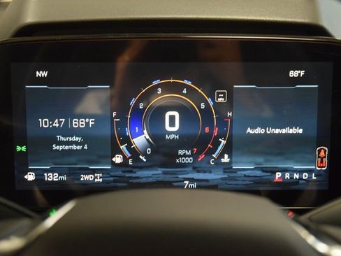 New 2025 Chevrolet Suburban Premier image 55