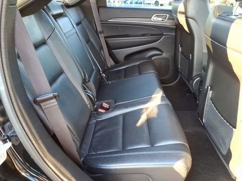 Used 2022 Jeep Grand Cherokee Limited w/ Trailer Tow Group IV image 25