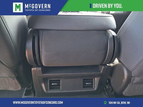 Used 2021 Chevrolet Silverado 2500 Custom w/ Custom Value Package AWD/4WD image 18