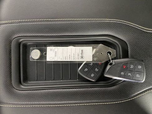 Certified 2021 GMC Yukon SLT w/ SLT Luxury Plus Package image 30