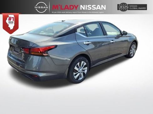 New 2025 Nissan Altima 2.5 S image 7